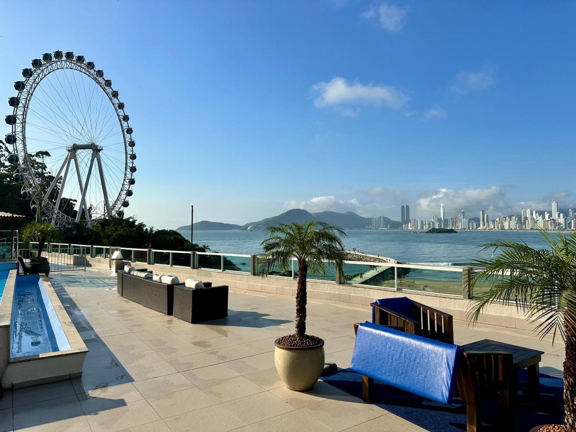 Roda Gigante, Garagem E Piscina Balneário Camboriú 외부 사진