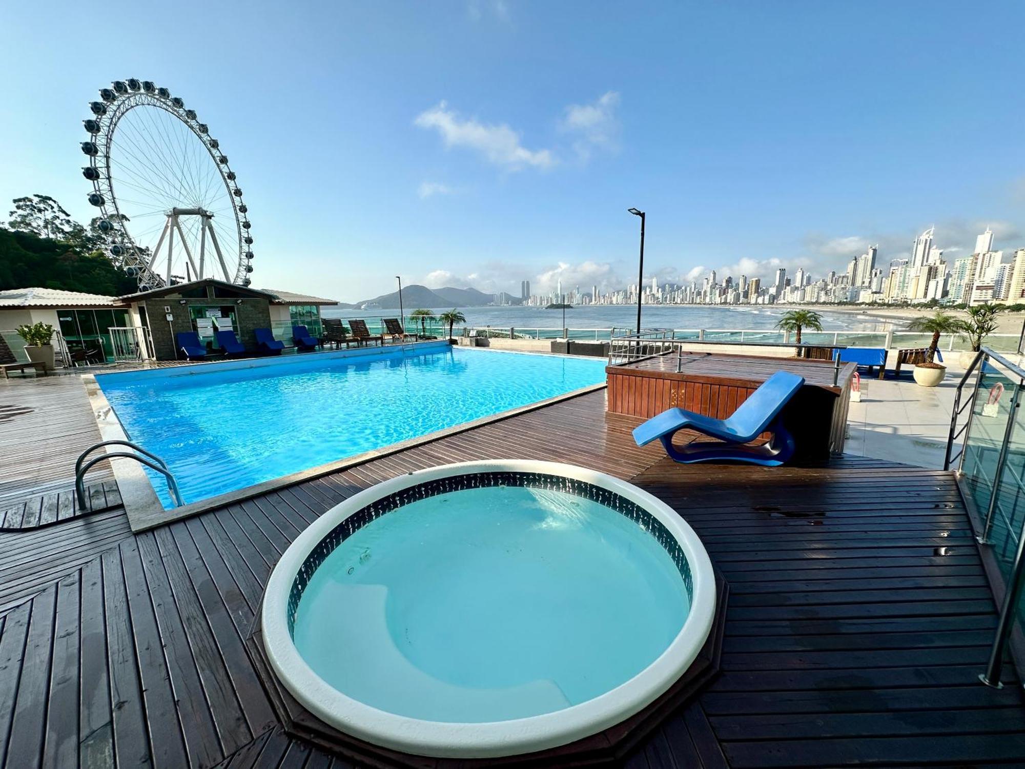 Roda Gigante, Garagem E Piscina Balneário Camboriú 외부 사진