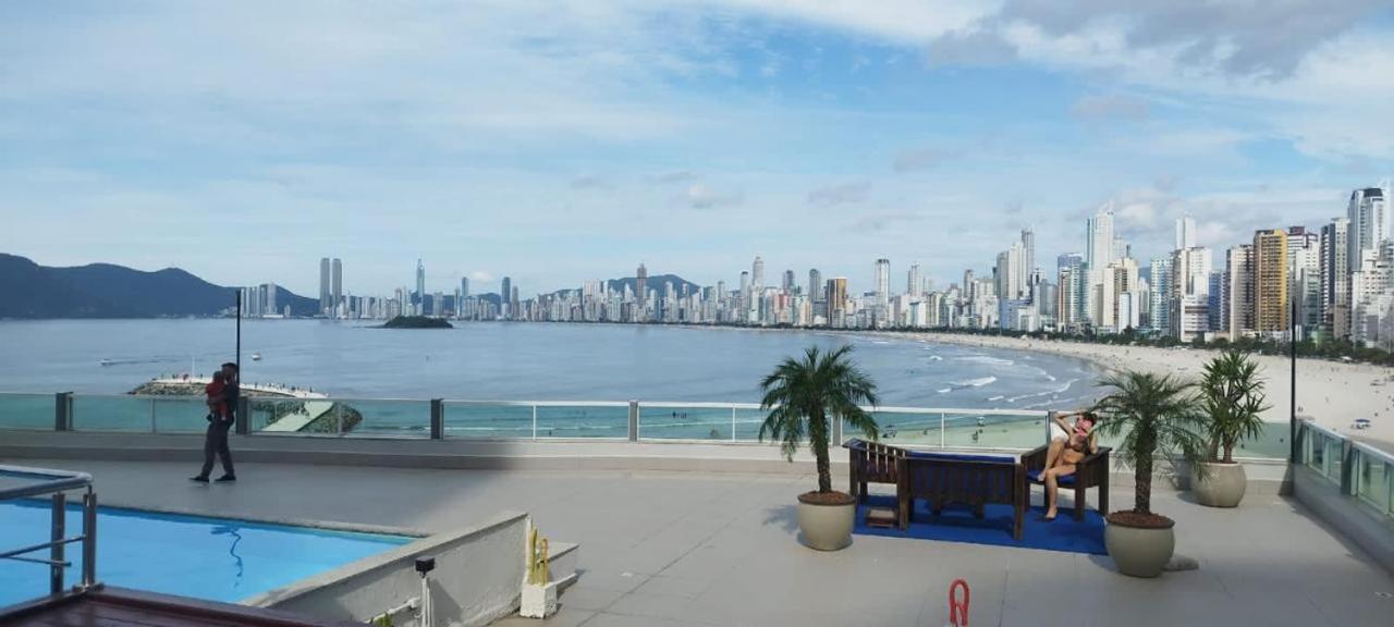Roda Gigante, Garagem E Piscina Balneário Camboriú 외부 사진